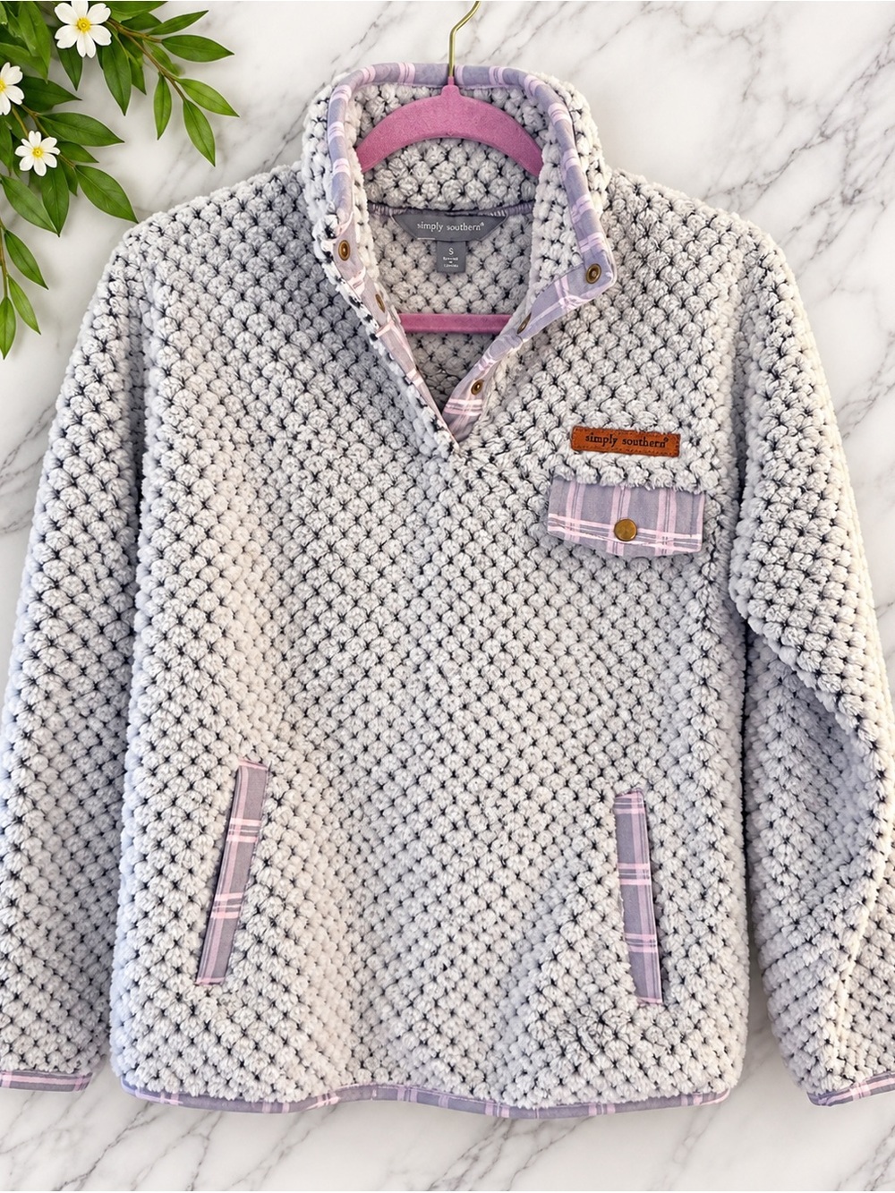 Simply Southern Sherpa Pullover Women’s Small Gray Pink Plaid Fleece Snap Neck